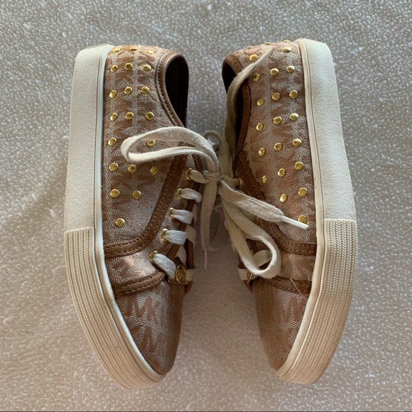 Michael Kors Sneakers - Picture 3 of 11